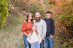 Still obsessing over the colors from this family session last fall! 🍂 This location is not on my mini schedule this year, but fall in Cache Valley never disappoints.
I may only have a couple fall mini options left:
🍂 Mantua Canyon Minis — October 3
🍁 Hyde Park Minis — October 5
They are quick, easy, and perfect for updated family photos before the holiday-card rush sneaks up on us. Grab a spot through the links in my post above!
#FallMiniSessions #MantuaCanyon #HydeParkUtah #CacheValleyPhotographer #StaceyHansenPhotography